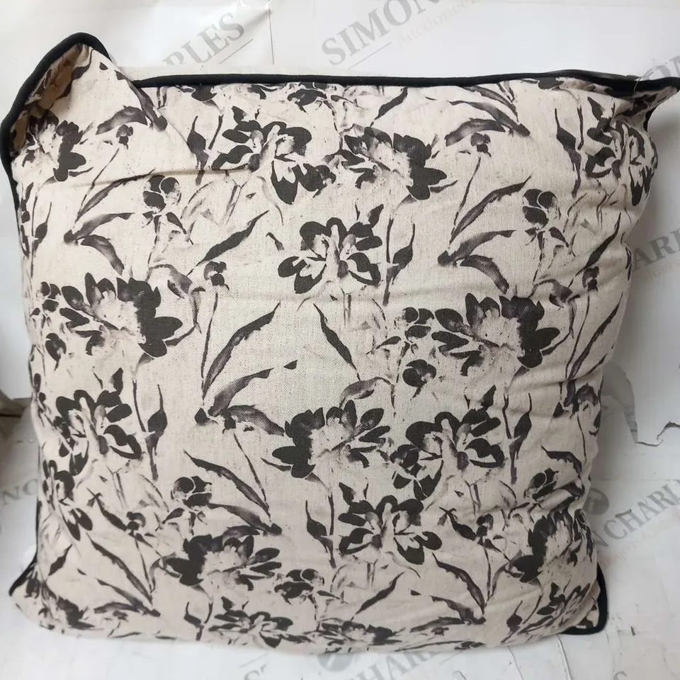 APPROXIMATELY SIX BRAND NEW FLORAL CUSHIONS