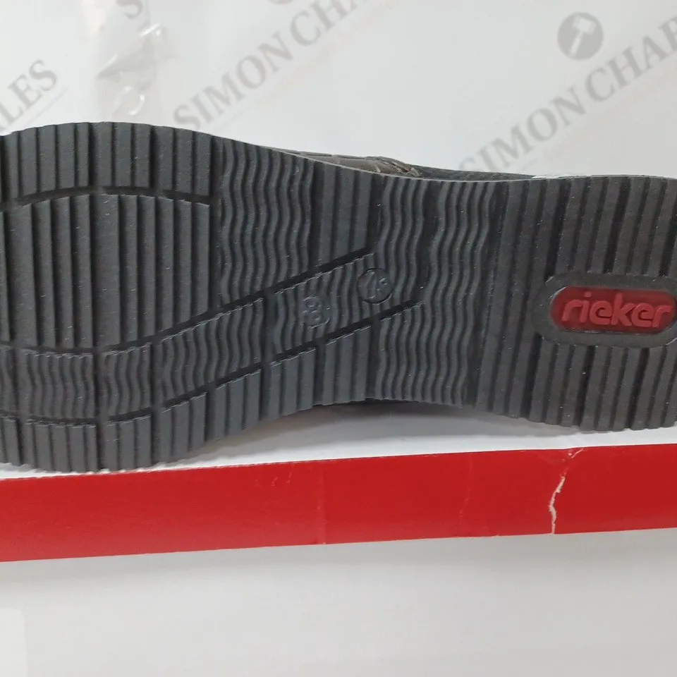 BOXED PAIR OF RIEKER HIGH TOP MIX MATERIAL TRAINER BOOTS IN BLACK UK SIZE 6