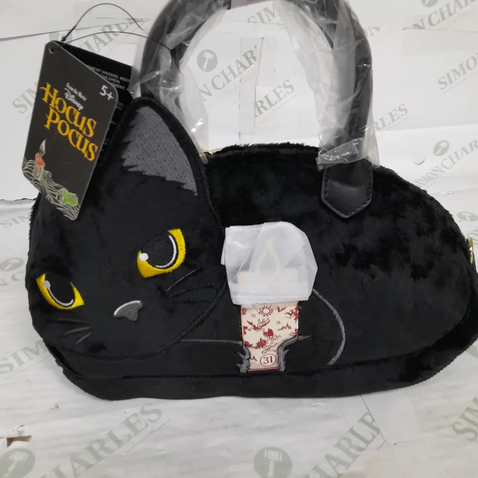 DISNEY HOCUS POCUS BINX HOLDING CANDLE CROSSS BODY BAG