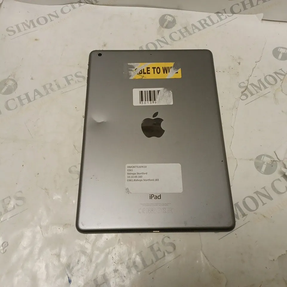 APPLE IPAD IN GREY MODEL A1474 