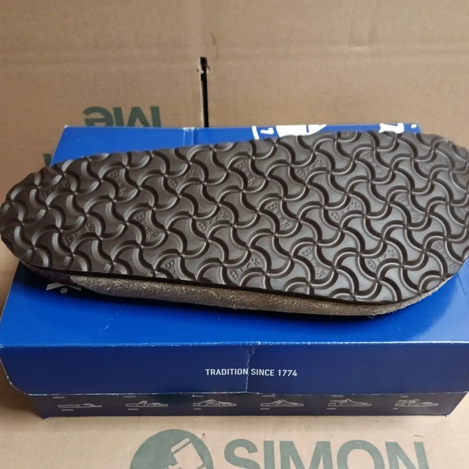 BIRKENSTOCK BOSTON SANDALS – TAUPE SUEDE, UK 11.5