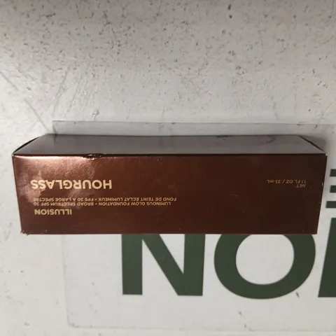 HOURGLASS ILLUSION LUMINOUS GLOW FOUNDATION SPF 30 – BOXED