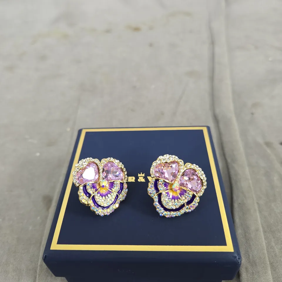 BUTLER & WILSON GOLD-TONE FLOWER CLUSTER EARRINGS WITH PINK CRYSTALS