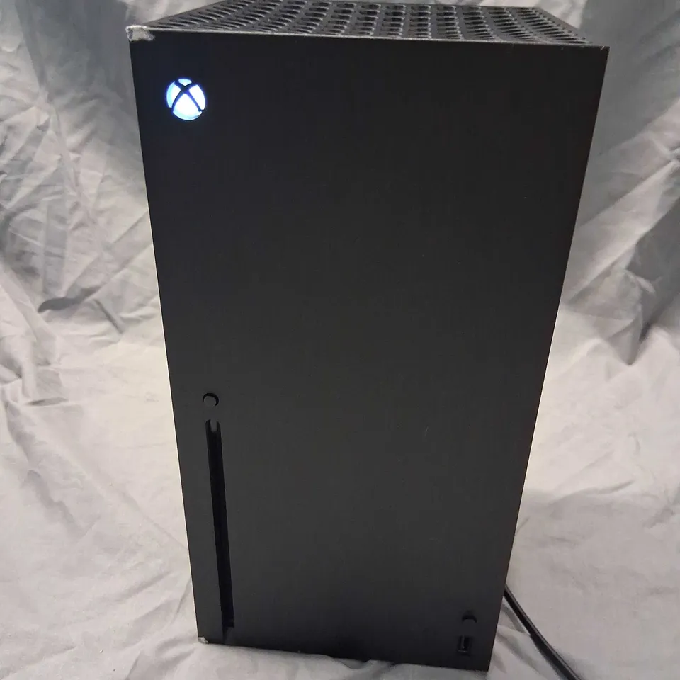 BOXED XBOX SERIES X 1TB CONSOLE 