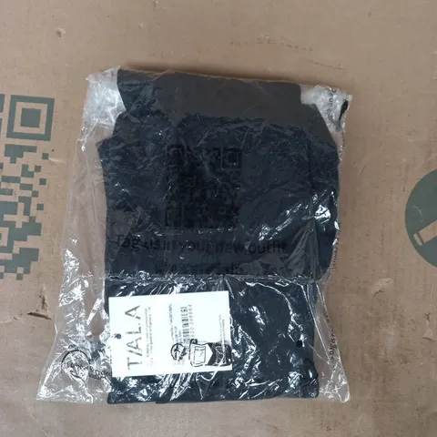 BAGGED T/ALA SCULPT SEAMLESS LEGGINGS IN BLACK SIZE MEDIUM