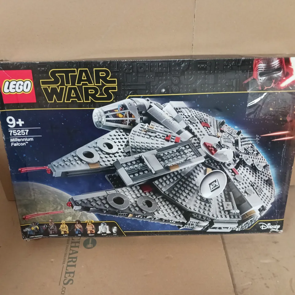 BOXED LEGO STAR WARS MILLENNIUM FALCON 75257 RRP £149.99