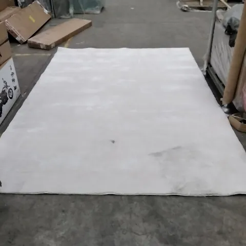 QUALITY DESIGNER SOFTIE IVORY AREA RUG - APPROXIMATELY 240 x 330cm