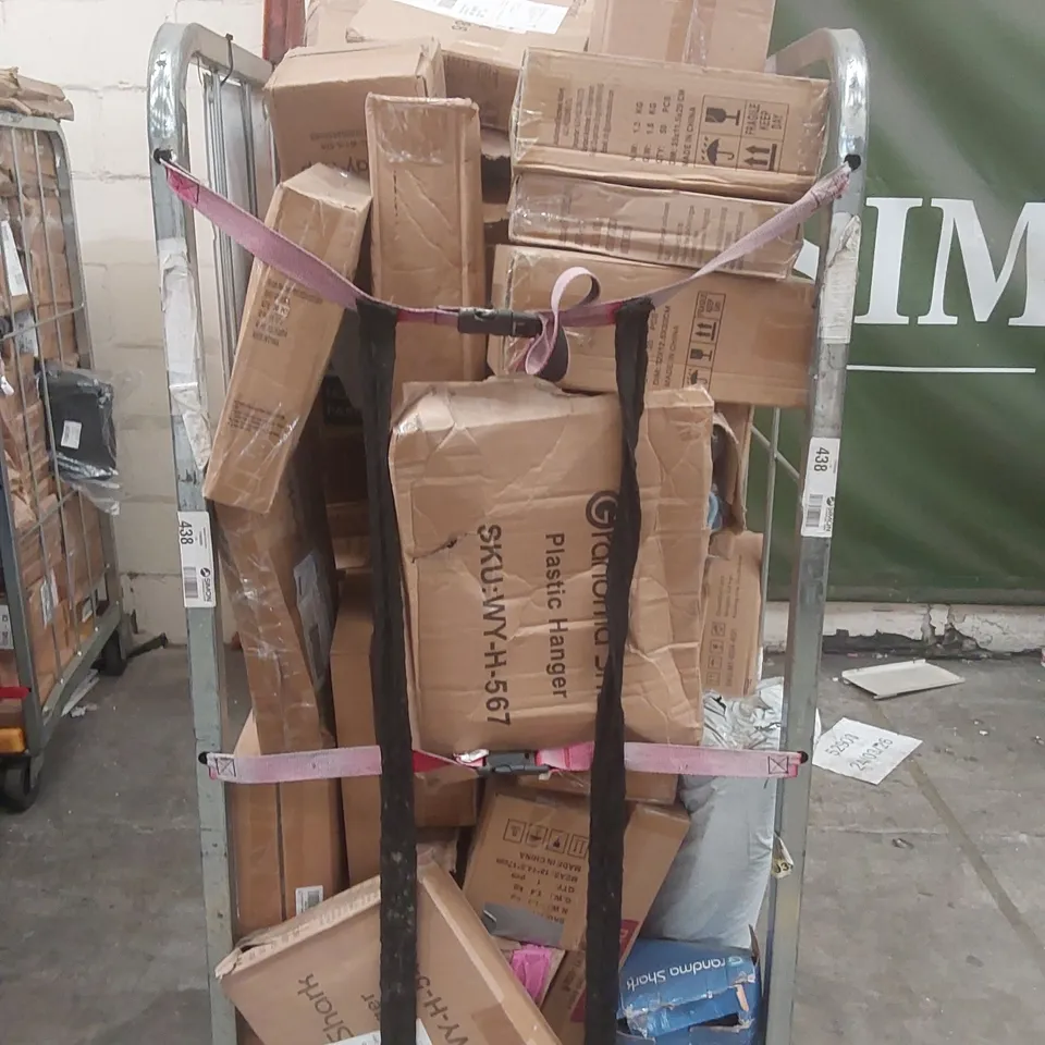 CAGE CONTAINING A LARGE QUANTITY OF ASSORTED ITEMS INCLUDING: CLOTHES HANGERS, GRANITE PESTLE & MORTAR, GARDEN HOSE, FOAM ROLLER ECT // CAGE NOT INCLUDED