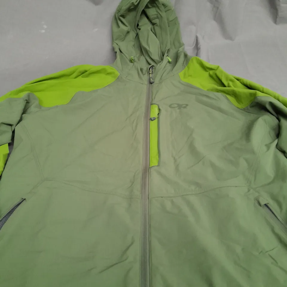OUTDOOR RESEARCH GREEN JACKET - LARGE