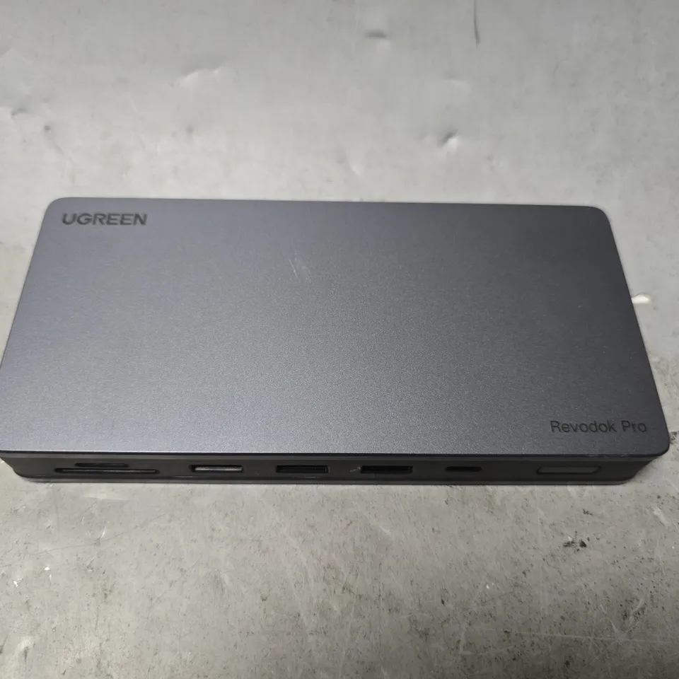 UGREEN 10 IN 1 USB-C DOCKING STATION 