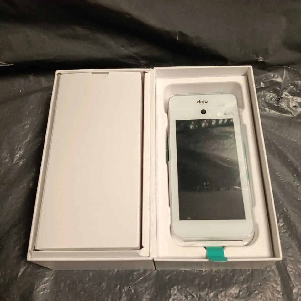 DOJO GO CARD READER – BOXED