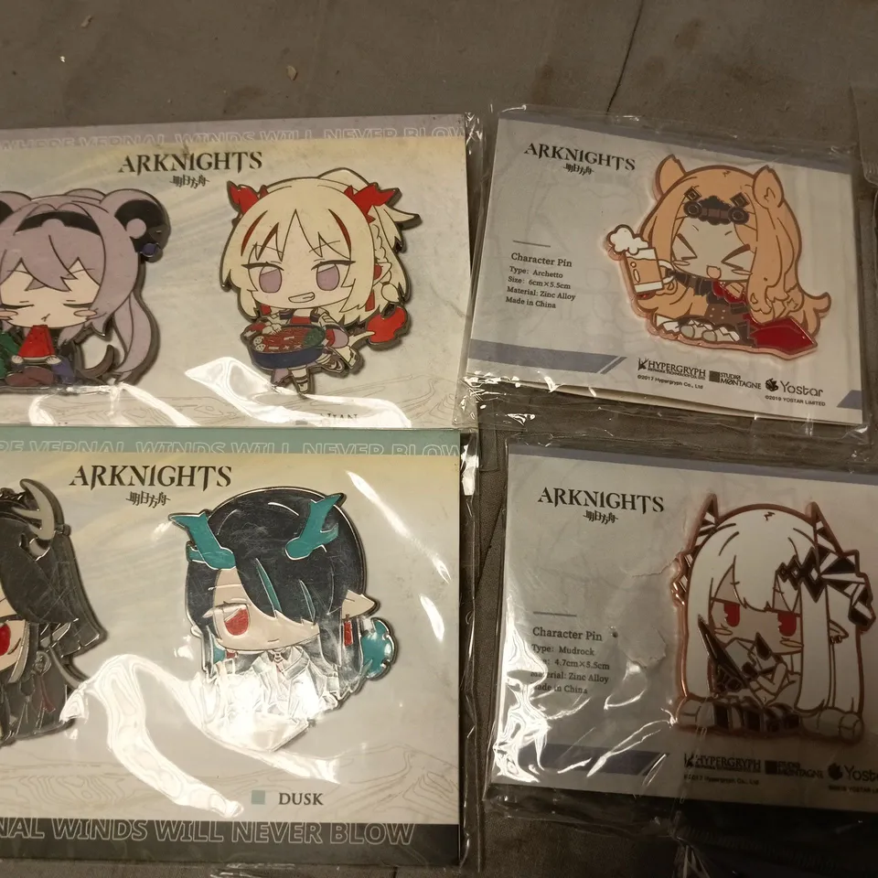 LOT OF ASSORTED METAL BADGES TO INCLUDE AZUR LANE ARK KNIGHTS
