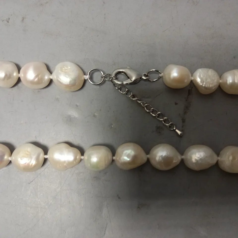 UNBRANDED FRESH WATER BAROQUE PEARL NECKLACE