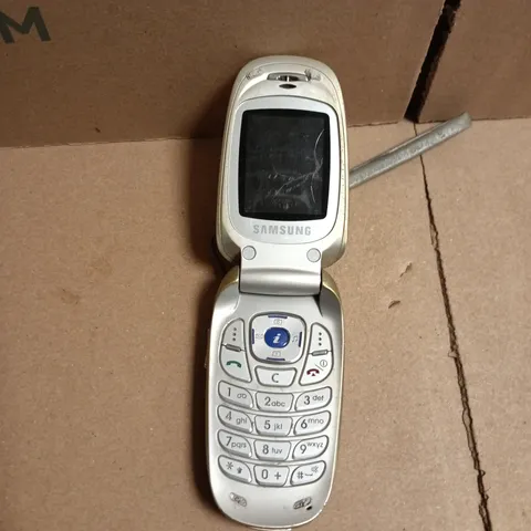 SAMSUNG SGH-3330N MOBILE FLIP PHONE