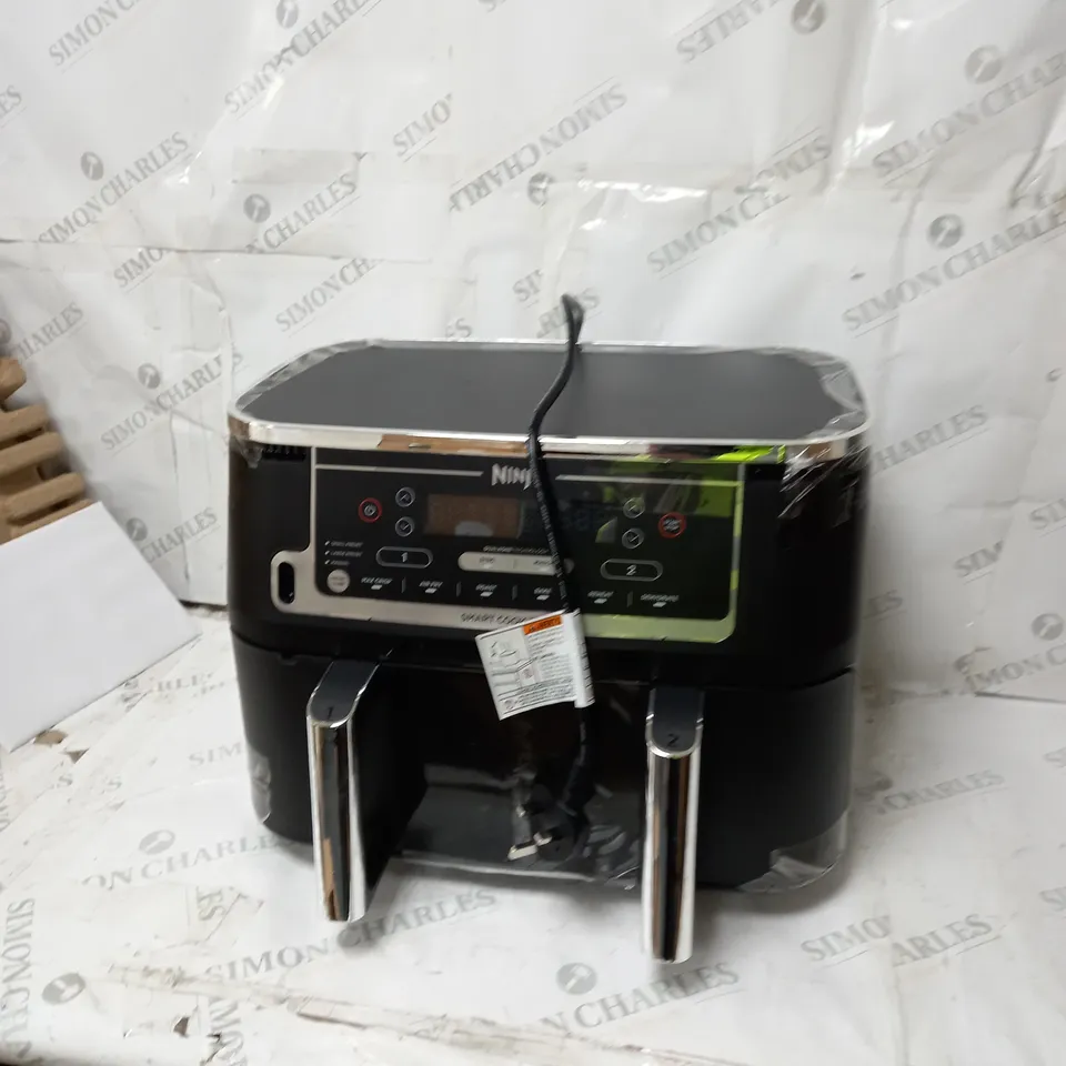 BOXED NINJA FOODI MAX DUAL ZONE 9.5L AIR FRYER AF451UK