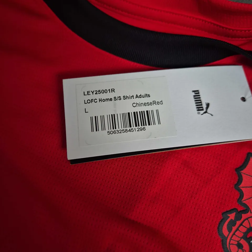 PUMA LEYTON ORIENT FC HOME SHIRT – RED, ADULT SIZE L (#70 - LEWIS)