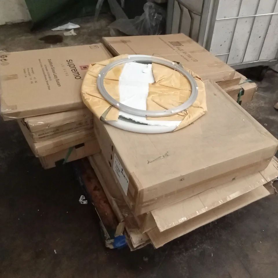 PALLET OF ASSORTED INCOMPLETE QUALITY DESIGNER FURNITURE PARTS AND PIECES TO INCLUDE; GLASS TOPS, CONSOLE TABLE TOP, GLASS SCREENS ETC