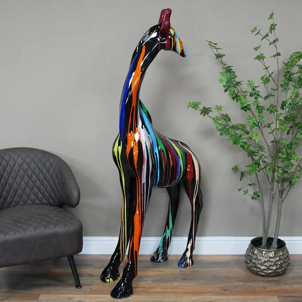 BOXED HOMESDIRECT365 LARGE MULTI COLOURED PAINT SPLATTERED BLACK GIRAFFE