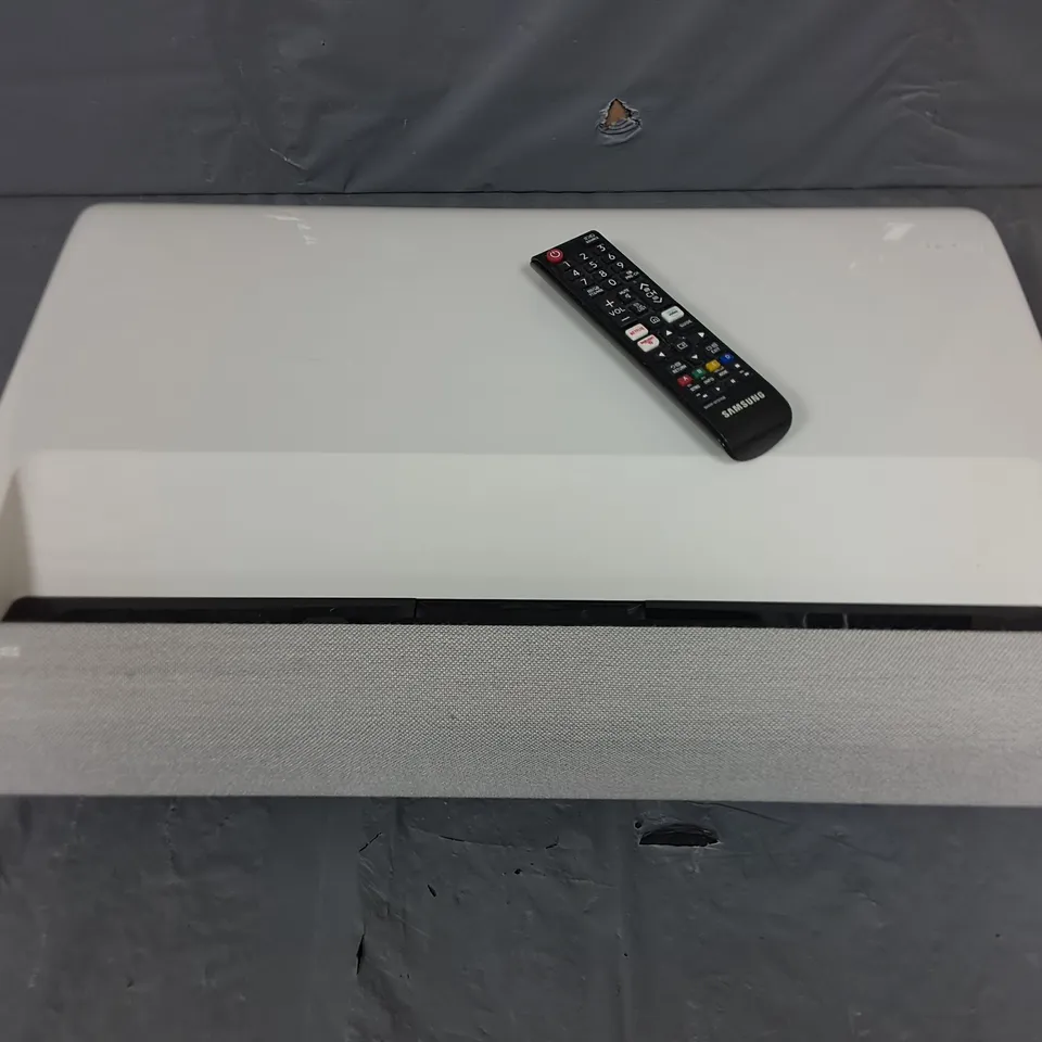 SAMSUNG SP-LSP9T	DLP TRI LASER 4K UHD HDR SMART ULTRA SHORT THROW PROJECTOR