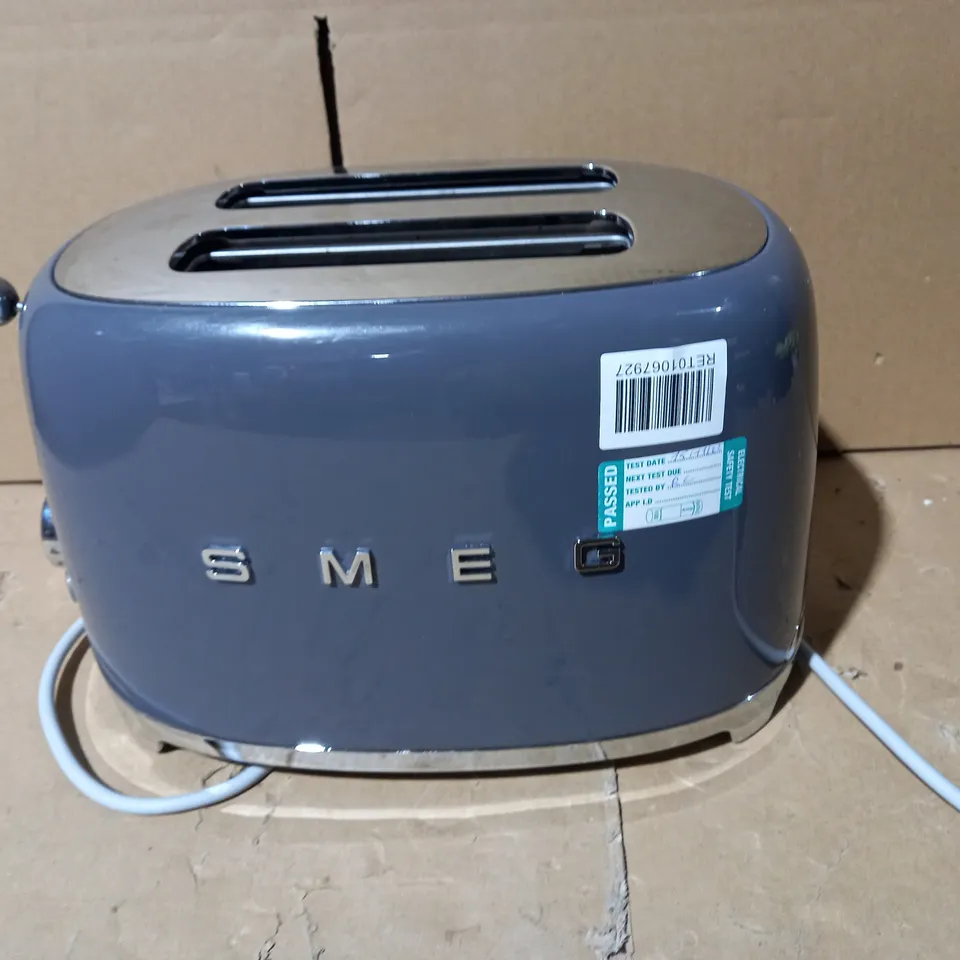 SMEG 2 SLICE TOASTER
