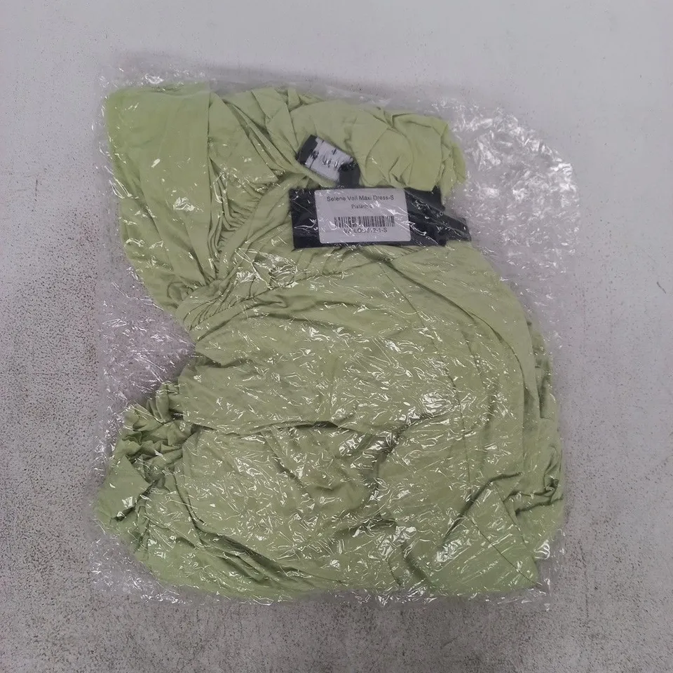 BAGGED WHITE FOX SELENE VEIL MAXI DRESS IN PISTACHIO SIZE SMALL