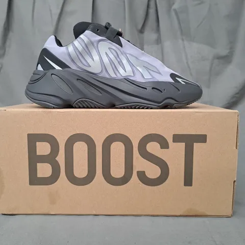 BOXED PAIR OF ADIDAS YZY BOOST 700 SHOES IN LAVENDER UK SIZE 3.5