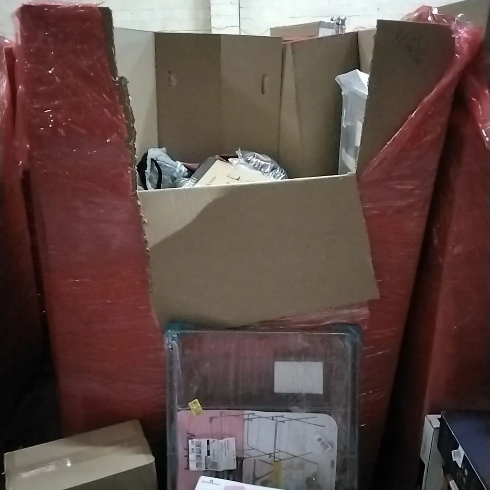 PALLET OF HOUSEHOLD ITEMS TO INCLUDE TOILET ROLLS,CAR SEAT, TOY KEYBOARD, CLOTHES DRYER AND OTHER ASSORTED ITEMS...