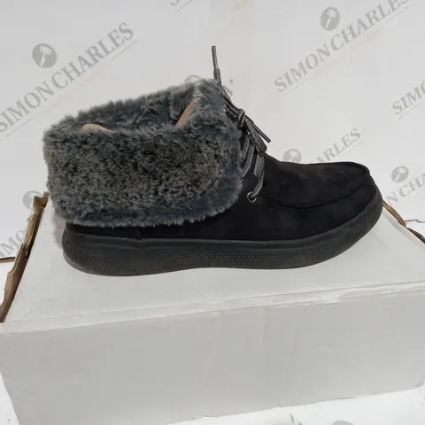 SKETCHERS BOBS MEMORY FOAM UK 6.5