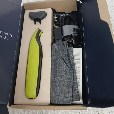 PHILIPS QP2724 GROOMING DEVICE β LIME/GREEN HANDHELD SHAVER (BOXED)