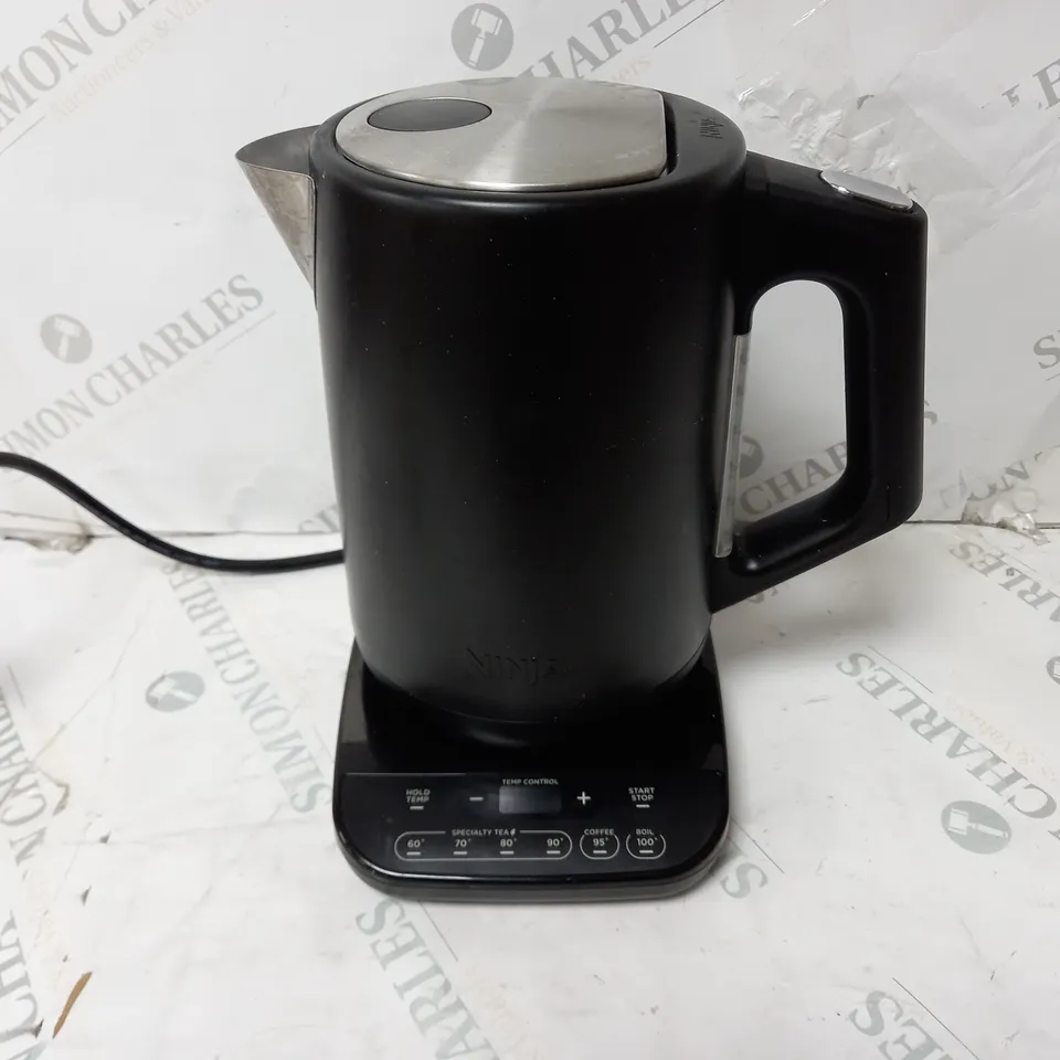 BOXED NINJA PERFECT TEMPERATURE KETTLE KT200UK