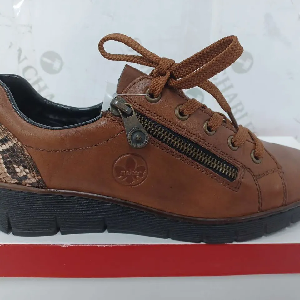 BOXED RIEKER ZIP SHOES IN BROWN - SIZE 38