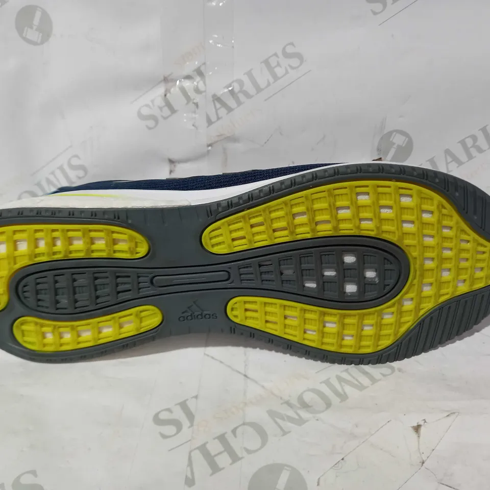 BOXED PAIR OF ADIDAS SUPERNOVA TRAINERS IN NAVY UK SIZE 9