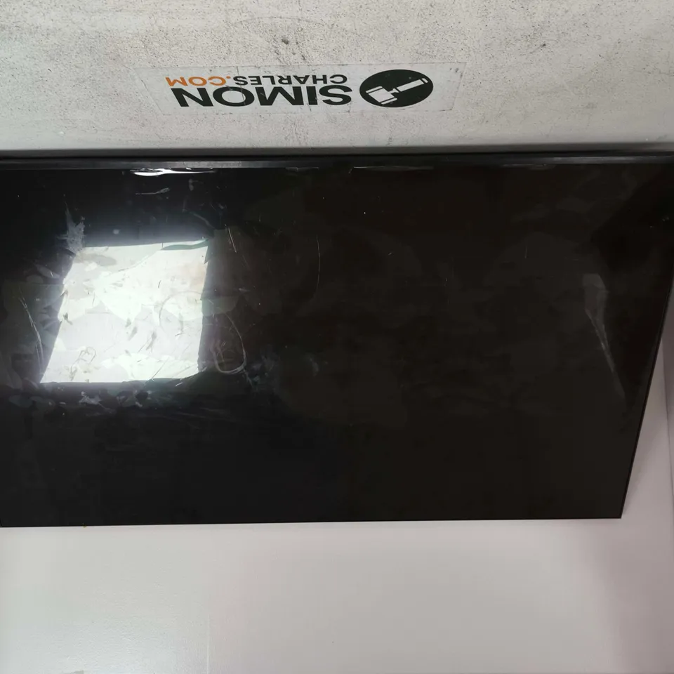SAMSUNG 55-INCH QLED TV (Q7F) – SCREEN CRACKED