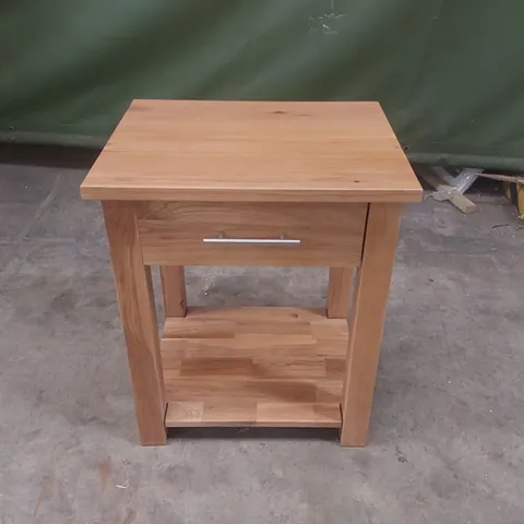 OPUS SOFA/LAMP TABLE