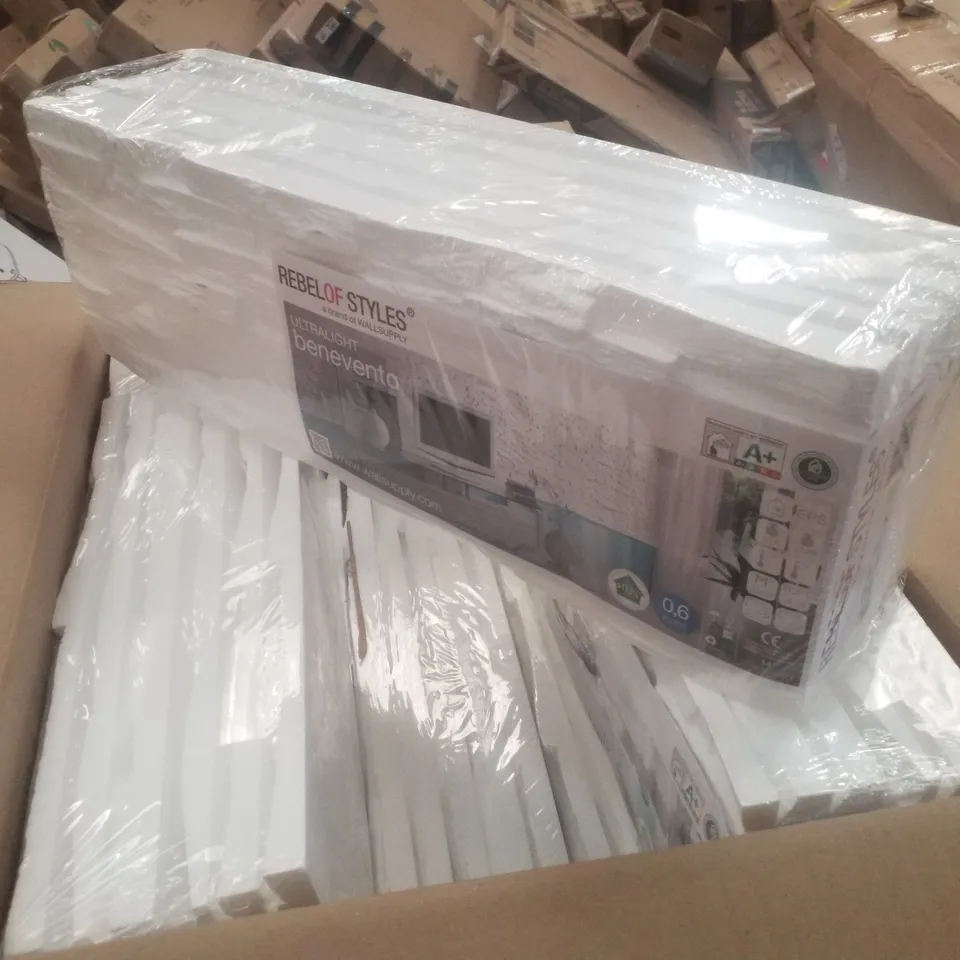 BOX CONTAINING 6 PACKS OF REBEL OF STYLES ULTRALIGHT BENEVENTO WHITE 3D WALL TILES