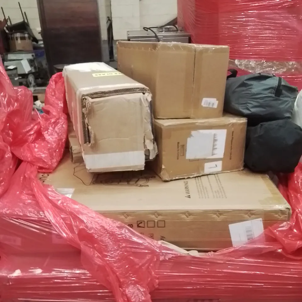 PALLET CONTAINING VARIOUS ASSORTED BOXED HOUSEHOLD ITEMS TO INCLUDE:  MULTIFUNCTION BASSINET, TRAVEL COTAND LOTS MORE UNMARKED BOXED ITEMS 
