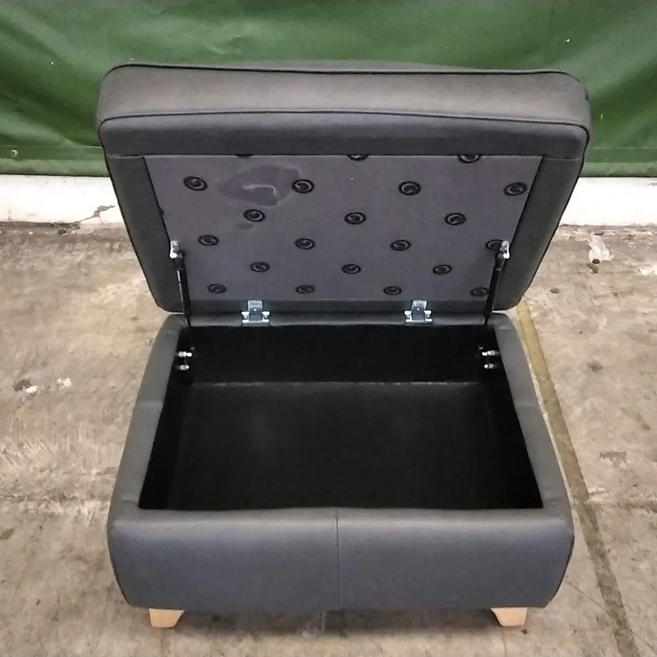 QUALITY BRITISH DESIGNED & MANUFACTURED G PLAN JACKSON STORAGE FOOTSTOOL CAMBRIDGE PETROL BLUE LEATHER