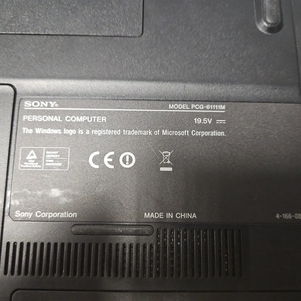 SONY VAIO PCG-61111M LAPTOP – WINDOWS 7