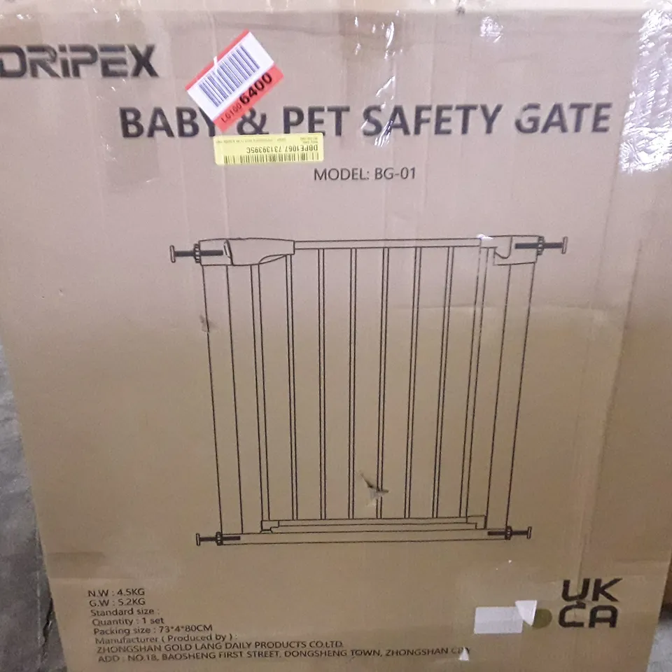 BOXED BABY AND PET SAFETY GATE