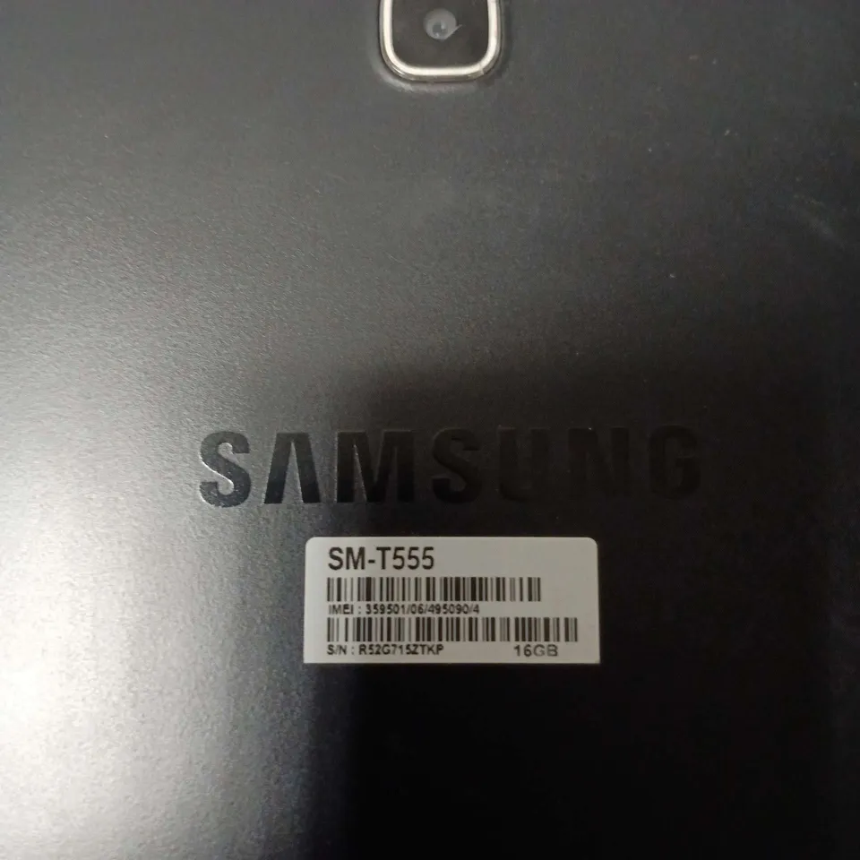 SAMSUNG GALAXY TABLET SM-T555