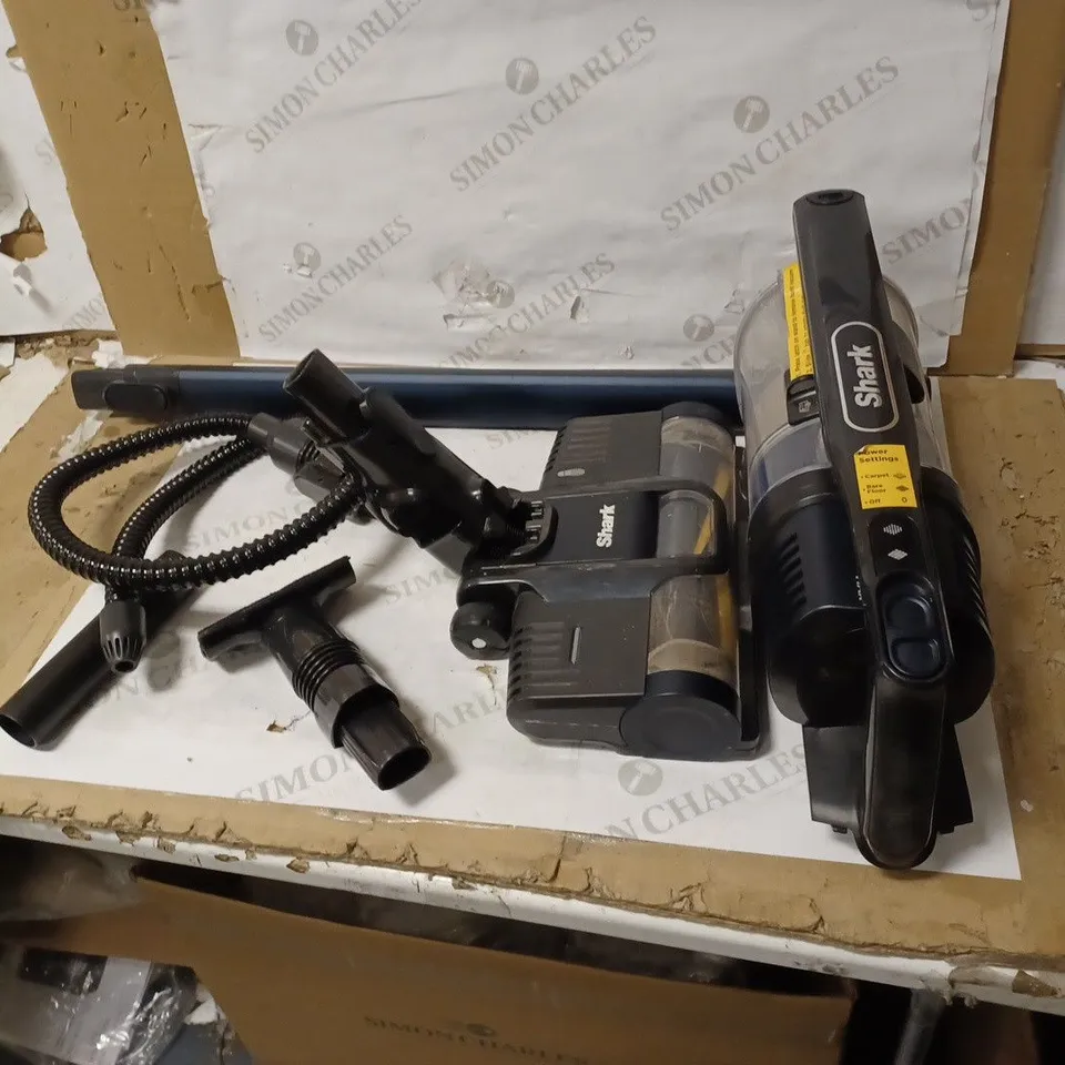 SHARK CORDLESS STICK VACUUM CLEANER [IZ103UKGB], DARK BLUE