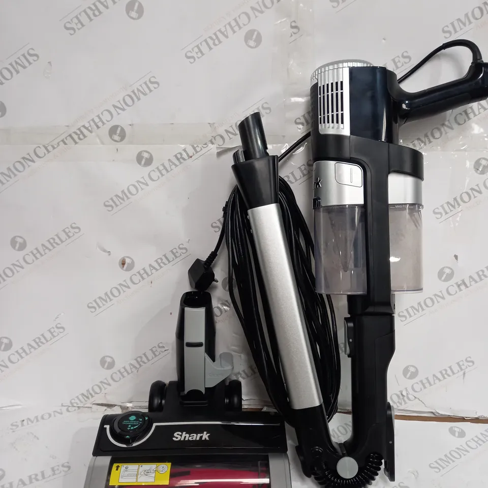 BOXED SHARK CORDED VACUUM CLEANER