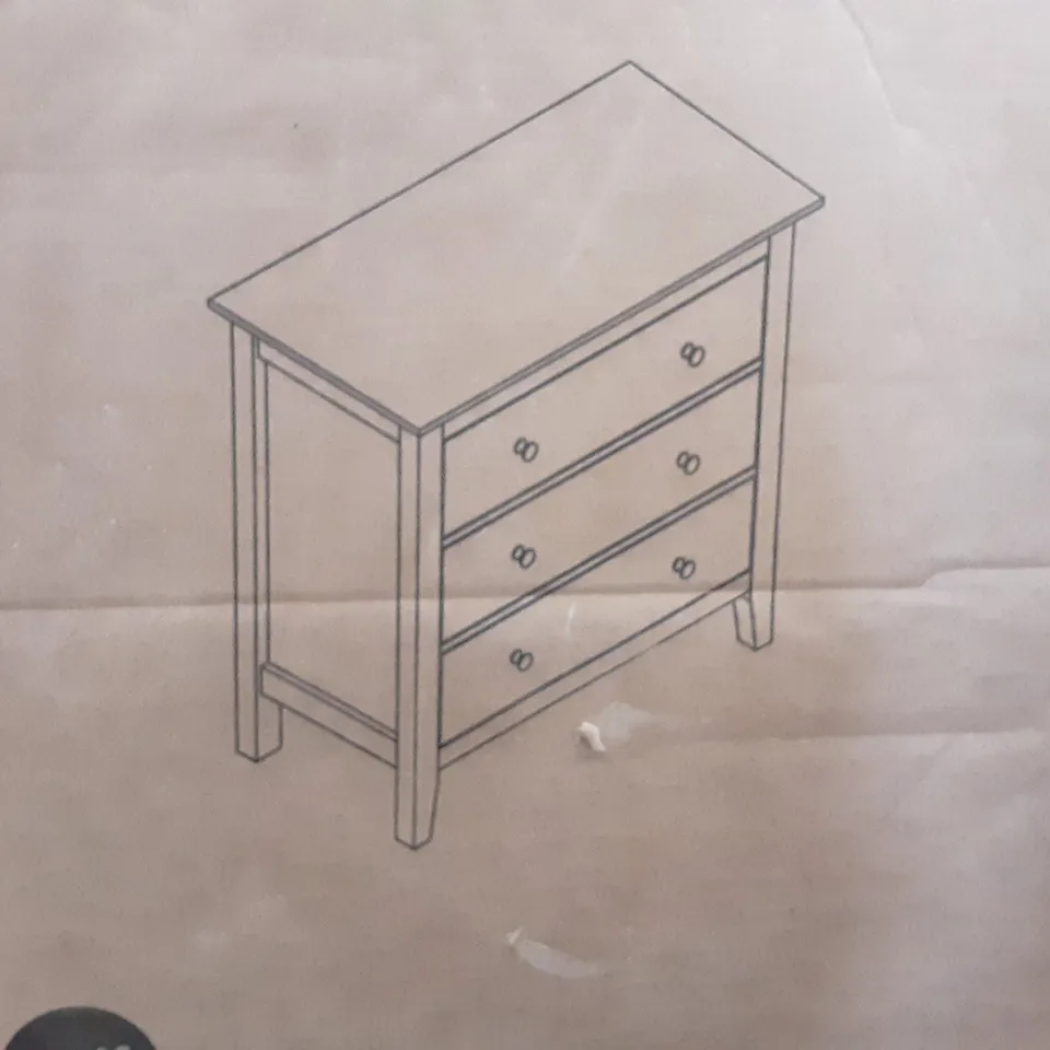 BOXED LYNTON 3 DRAWER CHEST IN GREY - H80 X W84 X D42CM