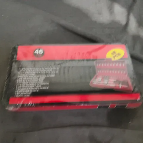 46-PIECE SCREWDRIVER BIT SET 