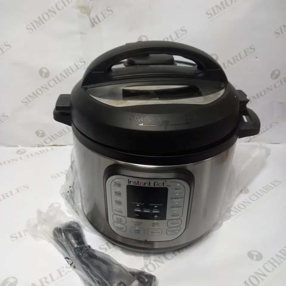 INSTANT POT DUO SMART PRESSURE COOKER