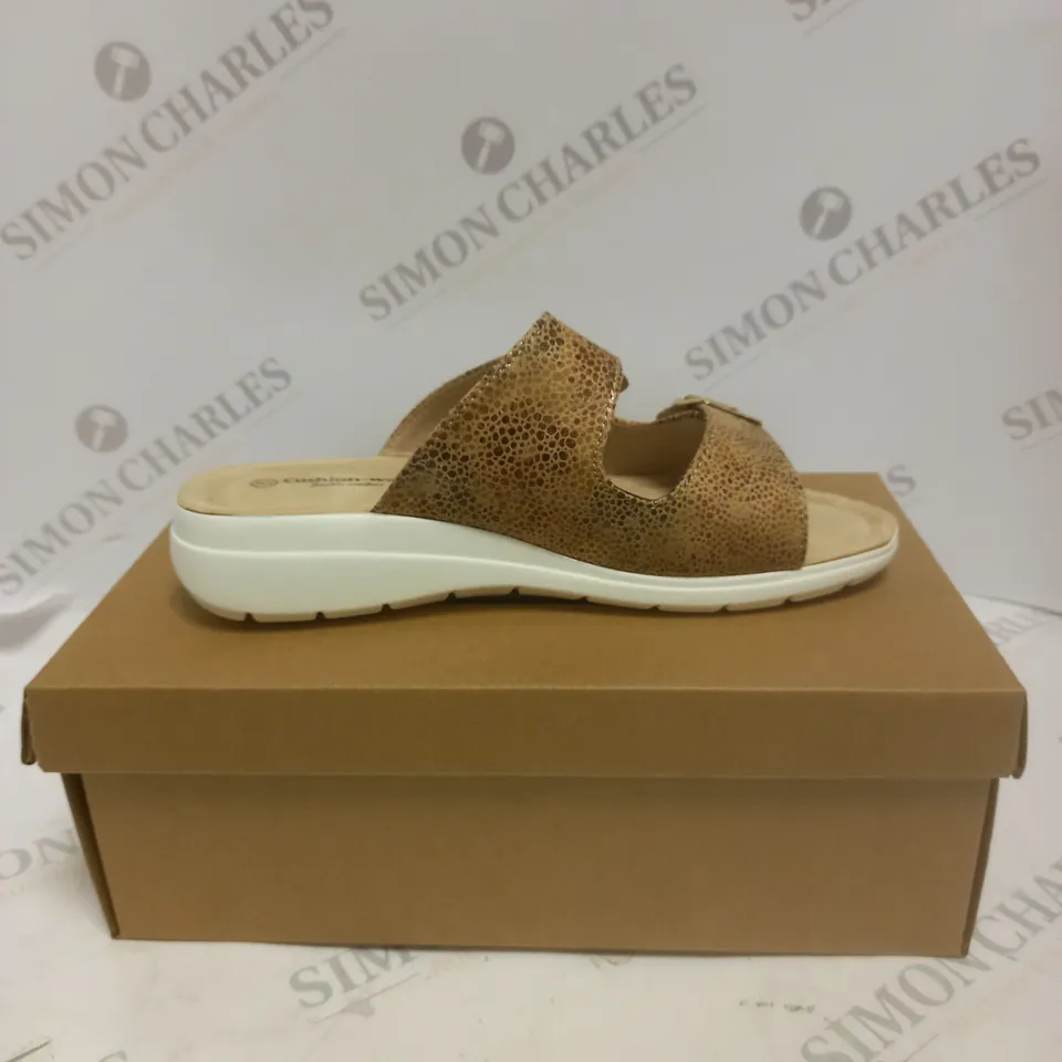 BOXED PAIR OF CUSHION WALK STRAPPY SANDALS,  GOLD - SIZE 5