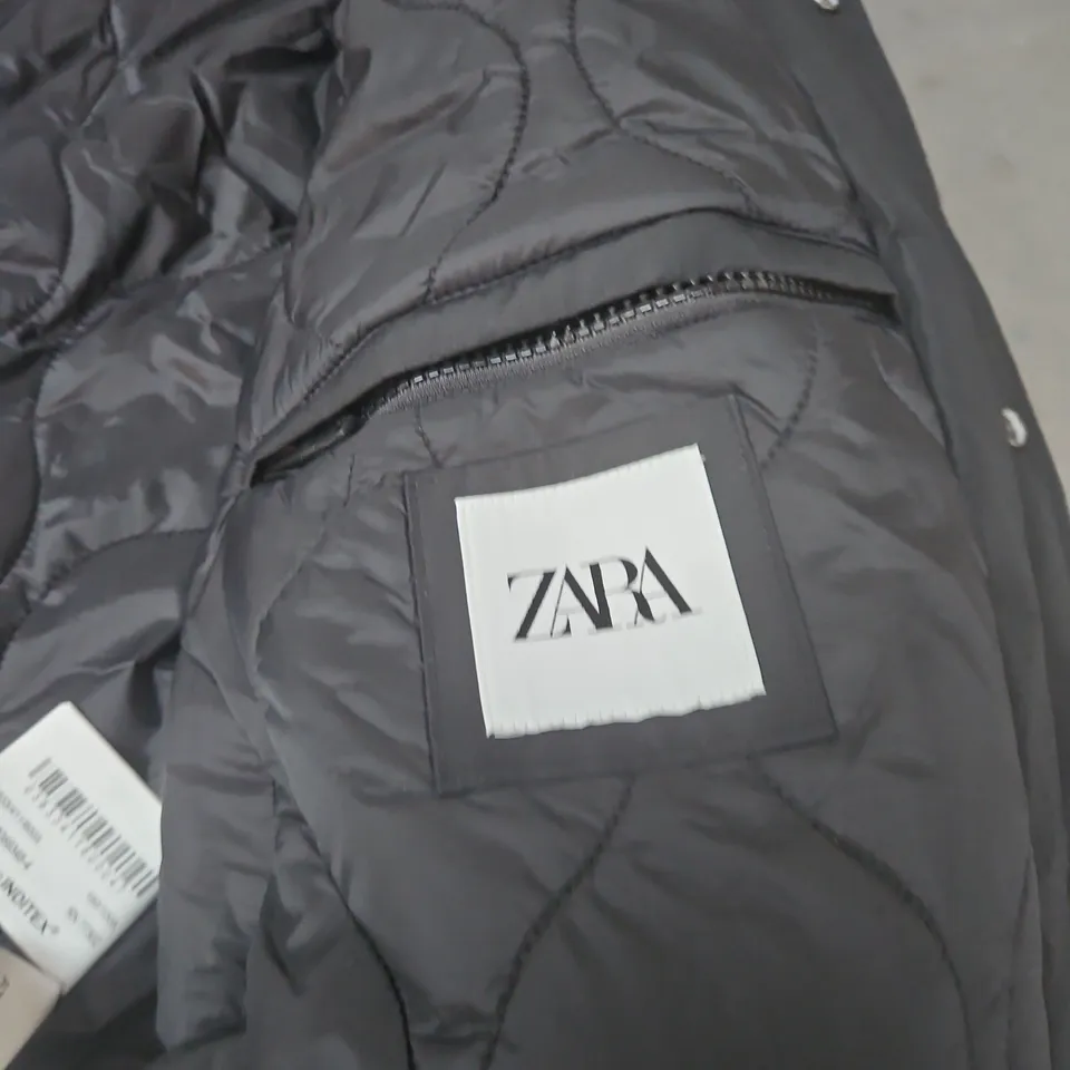 ZARA Quilted Jacket – black size l 