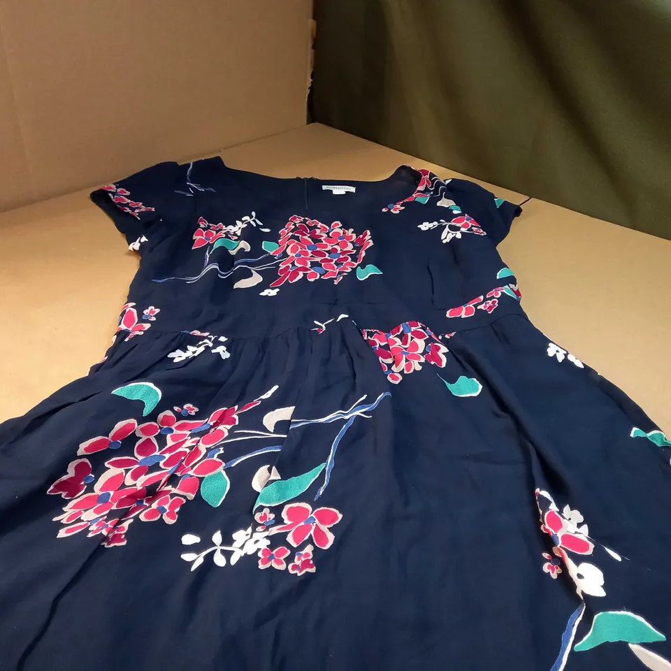 MONSOON NAVY/FLORAL PRINT MIDI DRESS - SIZE 20