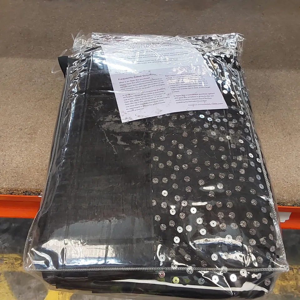 BAGGED AMIRAH POLYESTER ROOM DARKENING EYELET CURTAINS // 167 X 228CM (1 ITEM)