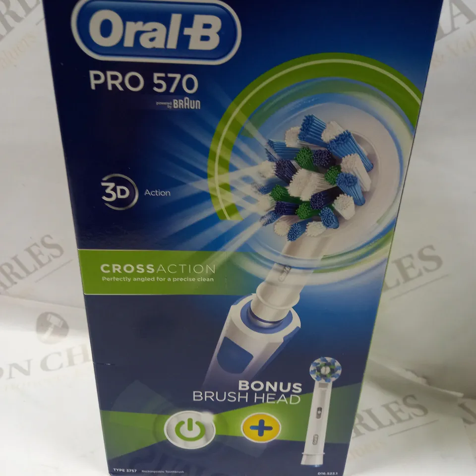 ORAL-B PRO 570 ELECTRIC TOOTHBRUSH